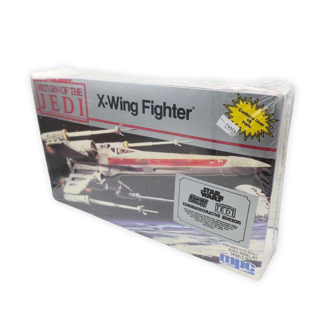 1989 Star Wars X-Wing Fighter Scale Model Kit