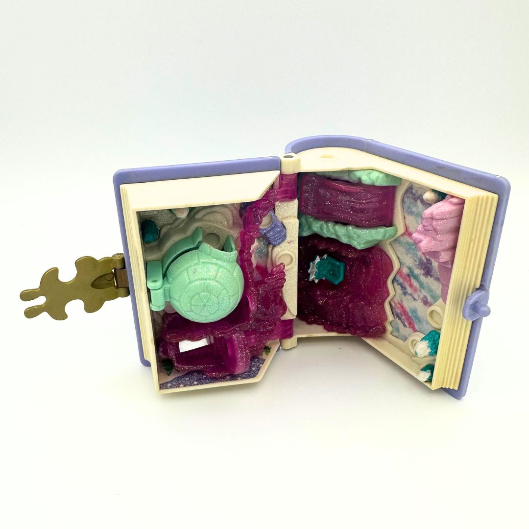 1995 Polly Pocket Sparkling Snowland