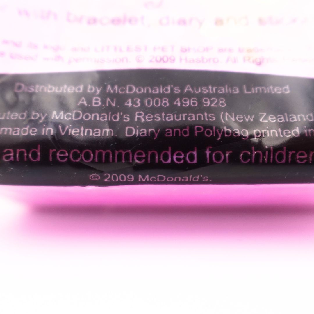 2009 McDonalds Littlest Pet Shop Diary Kit