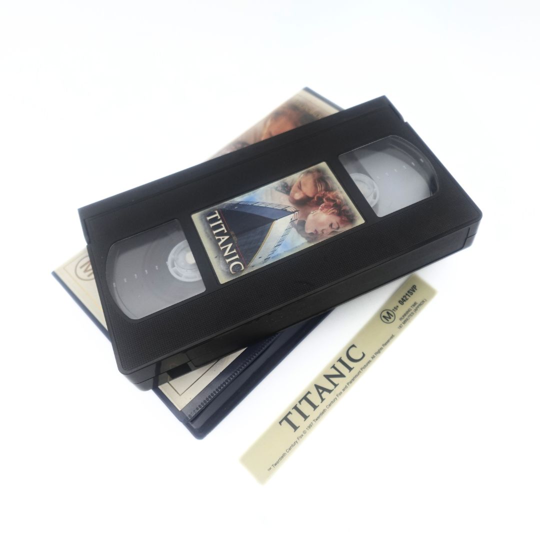 1998 Titanic VHS