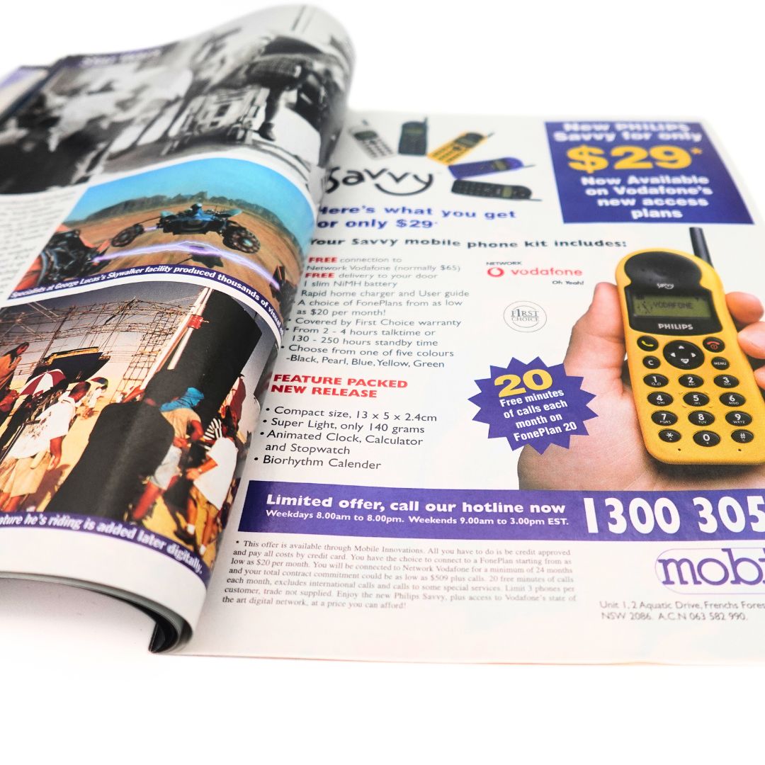 1999 NW Star Wars The Phantom Menace Special Pull-Out Collectors Book