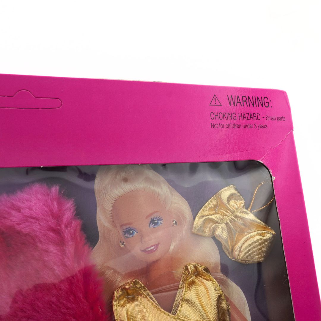 Pink box from a vintage 1995 Barbie Great Date Fashions accessory pack