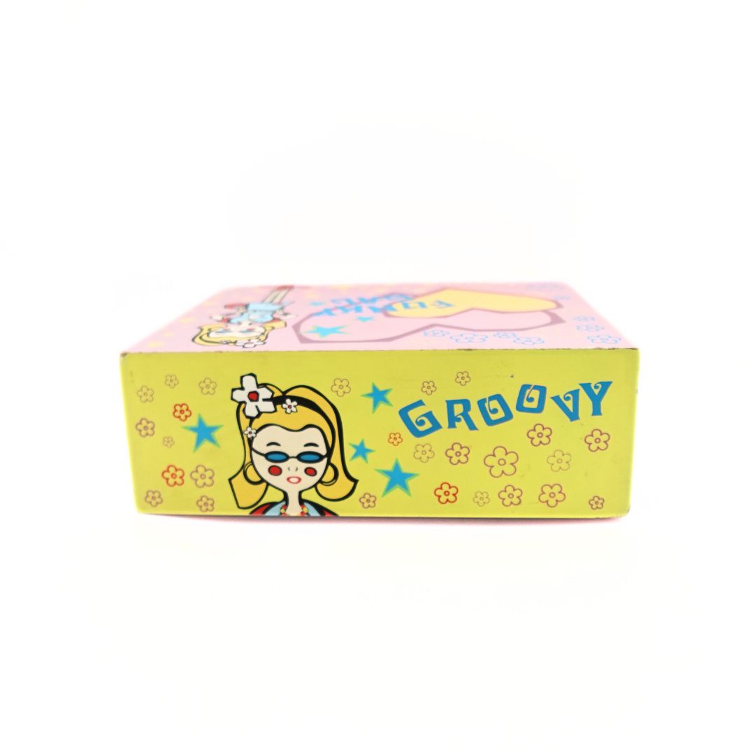 Top down image of a Y2K jewellery box