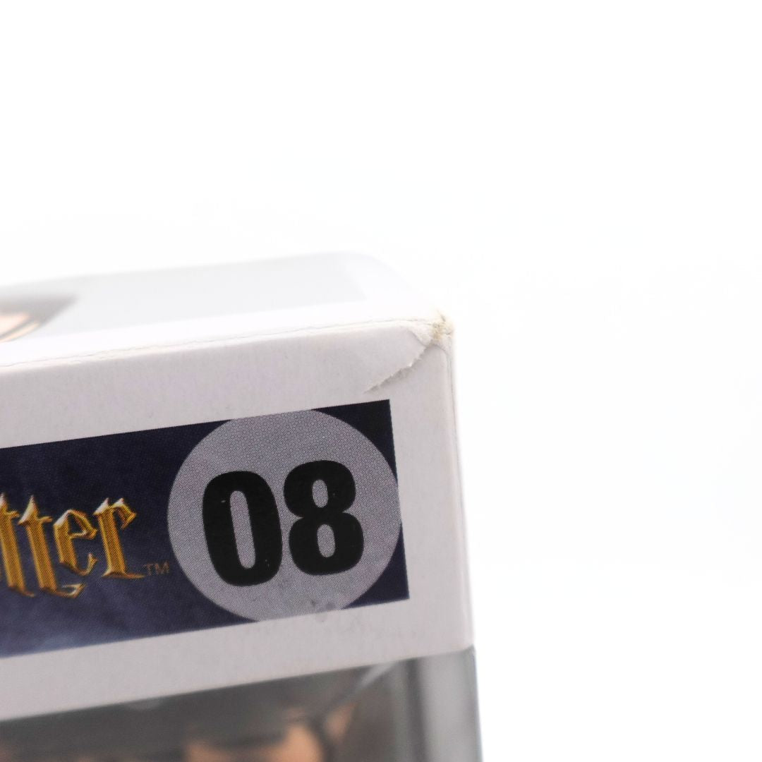 Damage to the top right of the Harry Potter 08 Funko Pop Top Topic exclusive