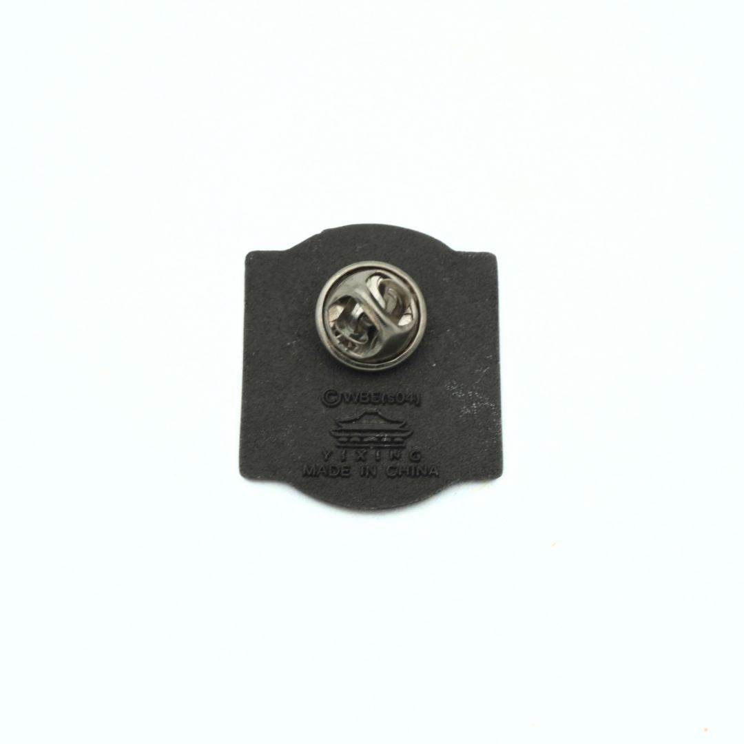 Back of a Harry Potter Hedwig pin