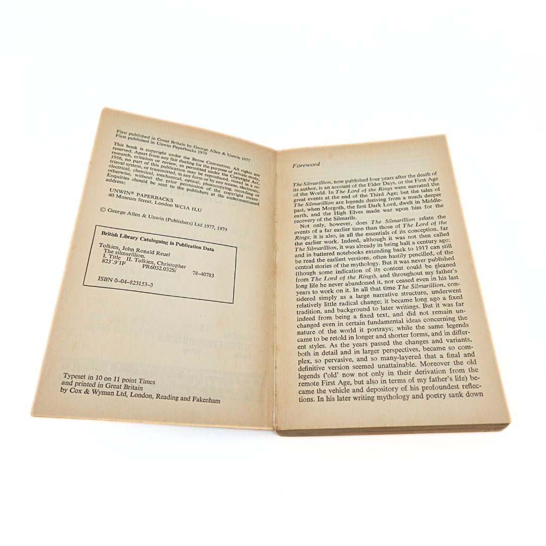 Publishing page on the 1979 Unwin Paperback JRR Tolkien book The Silmarillion