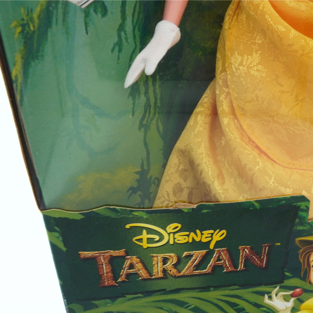 Creasing to the box on a vintage 1999 Jane Doll