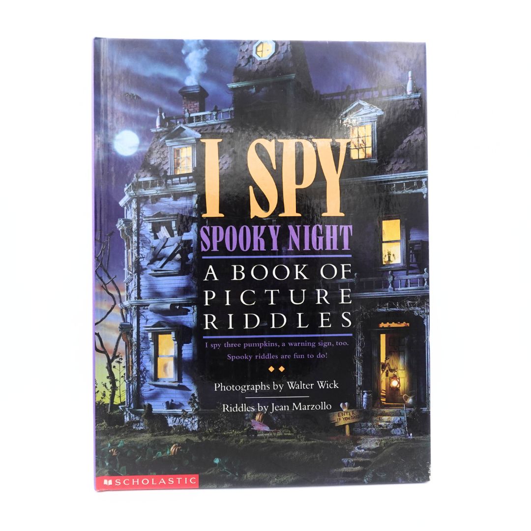 I Spy Spooky Night: A Book of Picture Riddles