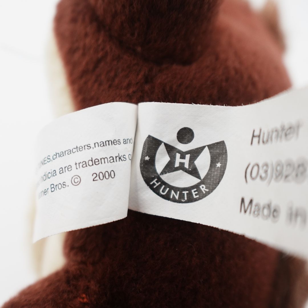 Fabric tag on the Y2K Taz Devil Looney Tunes plush