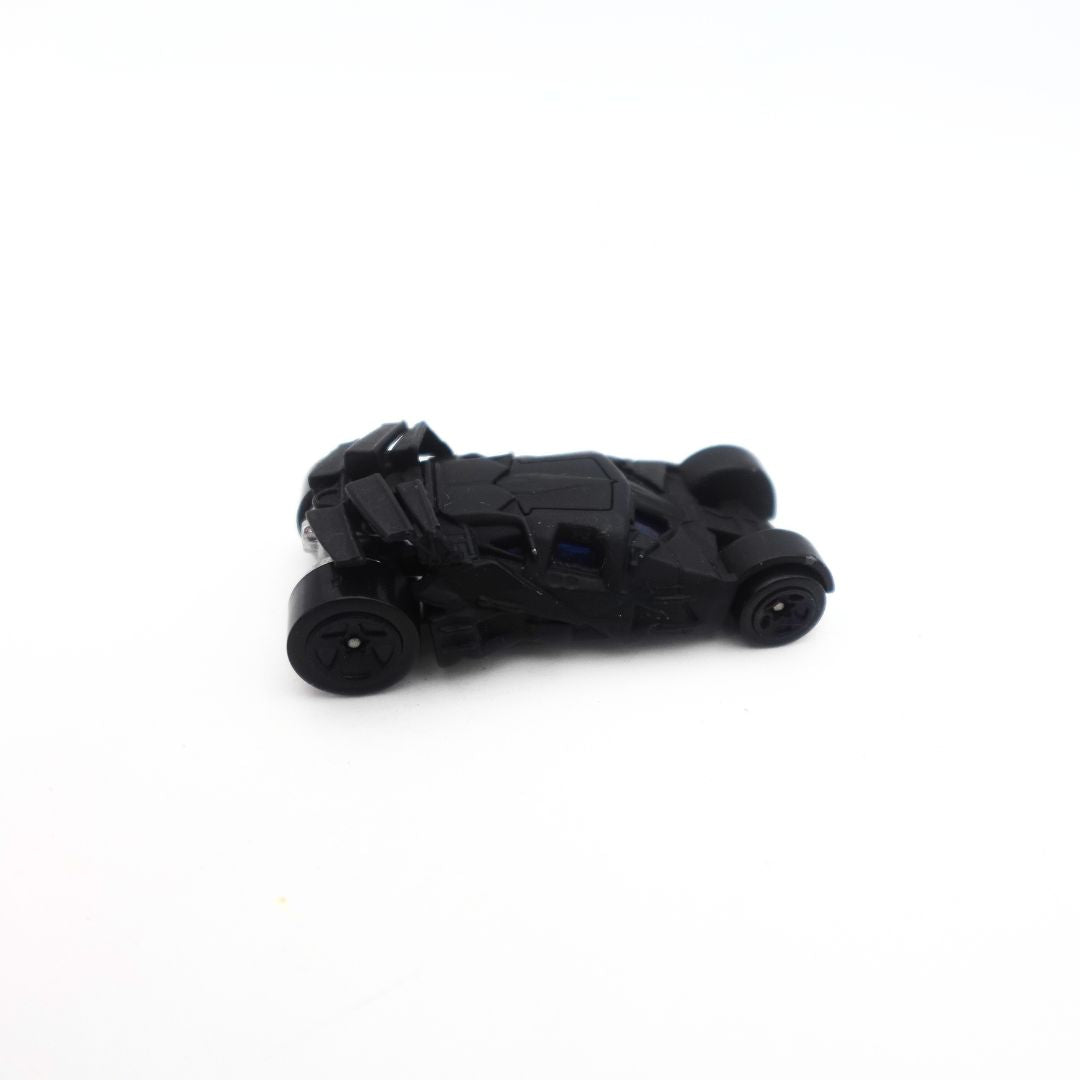 2005 Hot Wheels Batman The Dark Knight Batman Batmobile 1:64