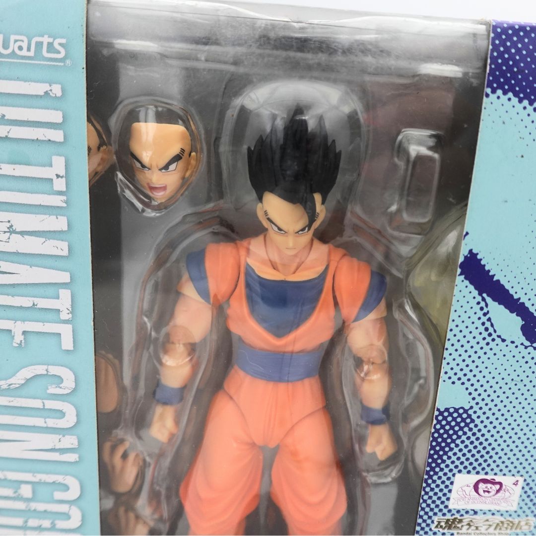 Bandai S.H. Figuarts Dragon Ball Z Ultimate Son Gohan Figure