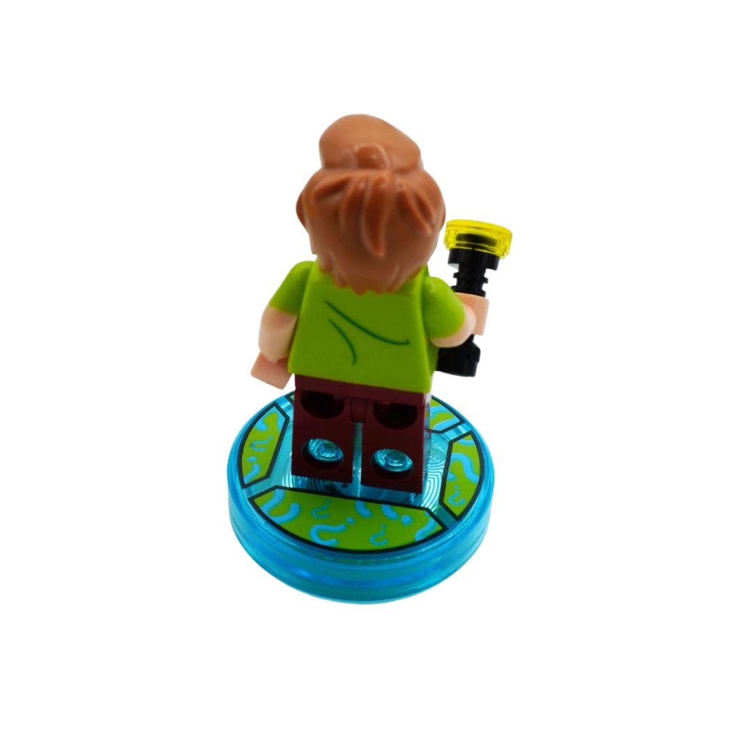 Lego Dimensions 71206 Scooby Doo Shaggy on a blue stand on a white backdrop
