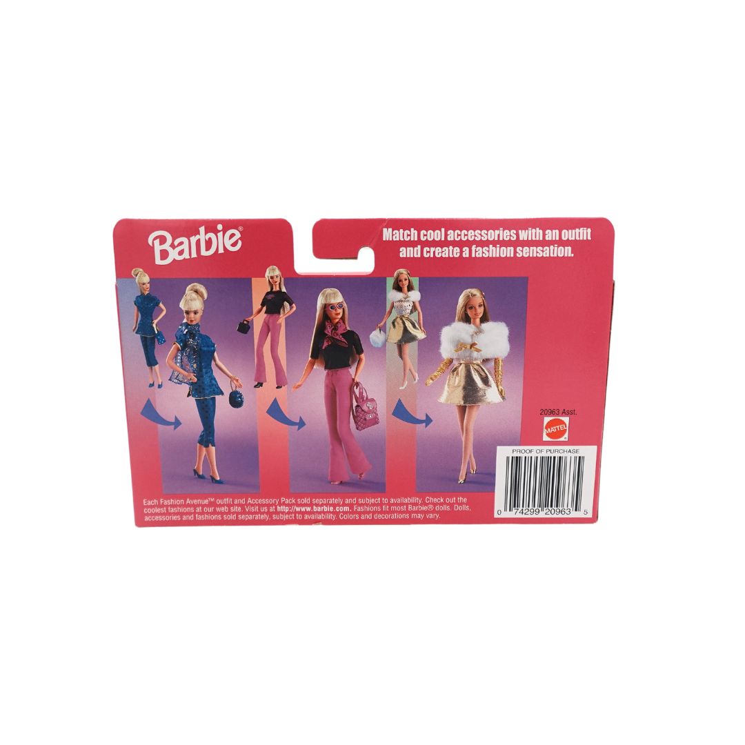 Photo of the back of the Mattel Barbie Fashion Accessories set