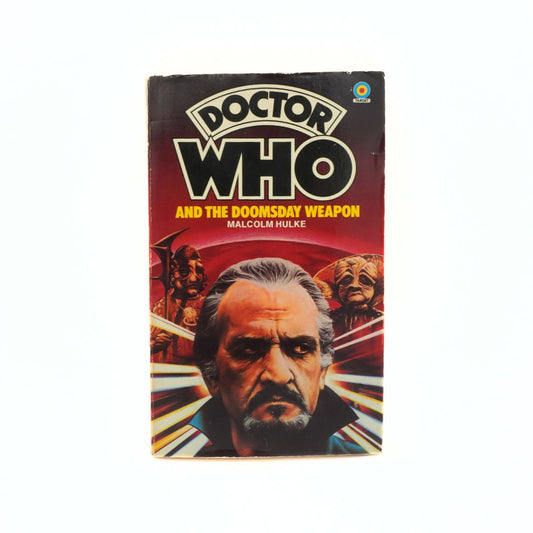 Book cover of 'Doctor Who and the Doomsday Weapon' with a prominent image of a character on a red background.
