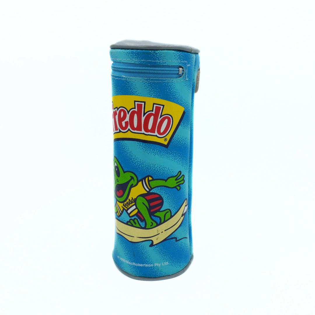 Blue container with a cartoon frog design and 'Freddo' branding on a white background