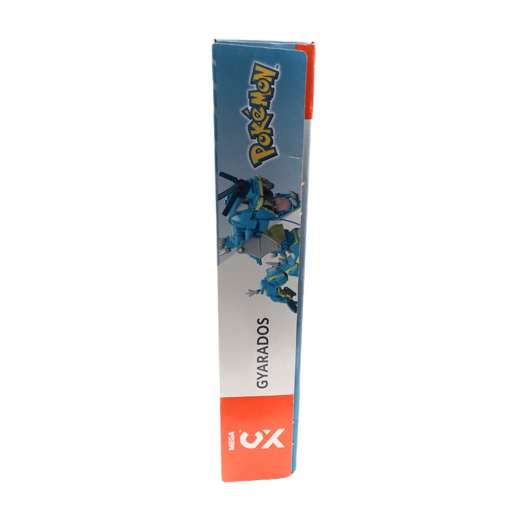 Side on image of the Pokemon Gyarados Mega Construx box