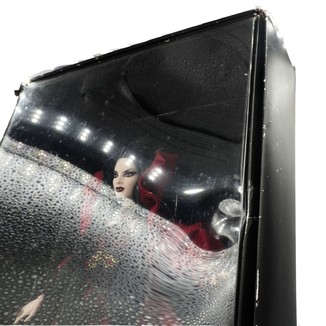 Damage to the 2013 Haunted Beauty Vampire Barbie box