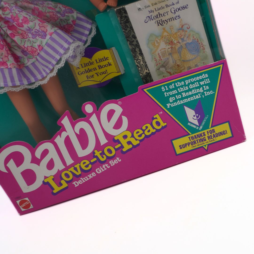 Barbie Love-to-Read Deluxe Gift Set with a doll and books on a white background