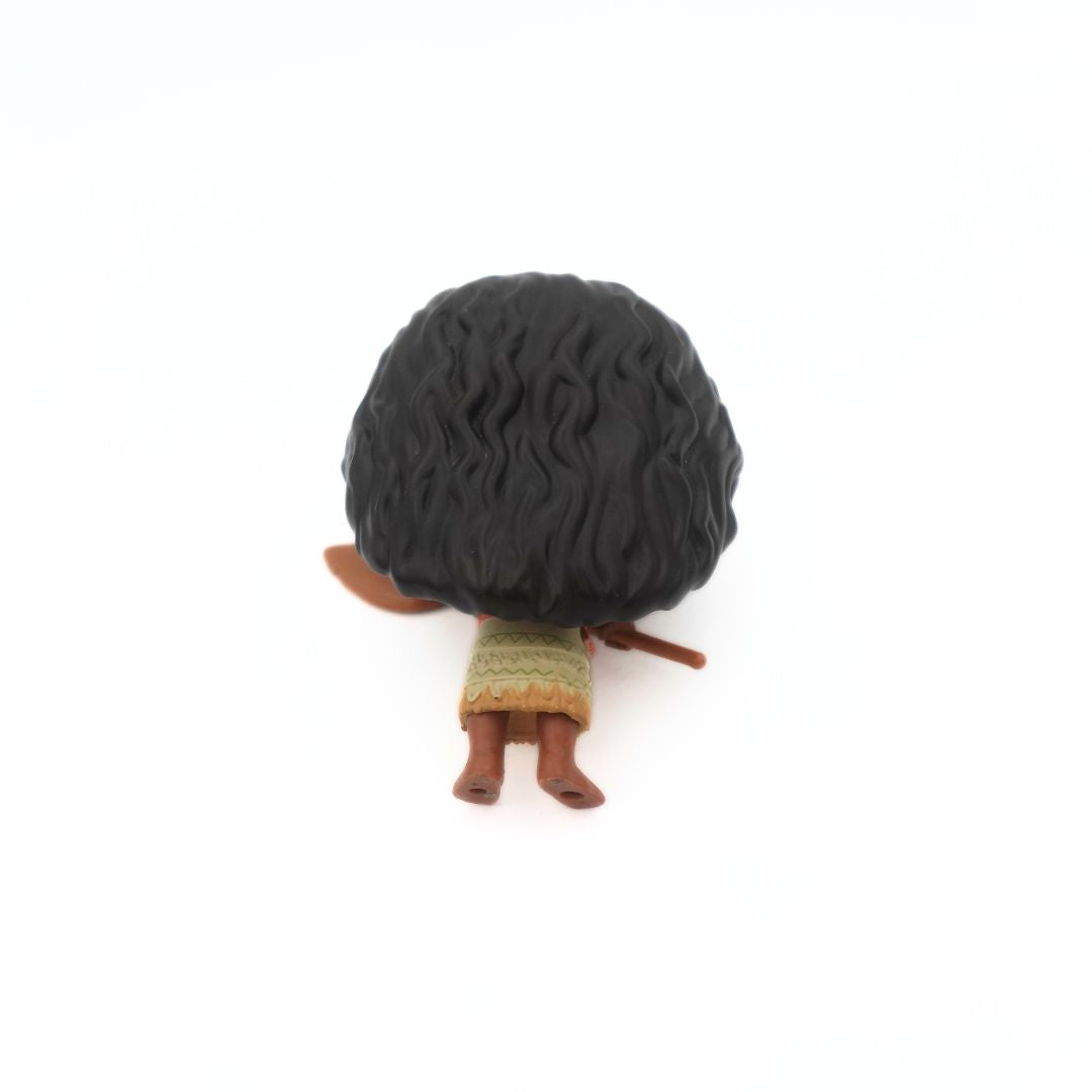 Back image of the Moana 216 Funko Pop figurine holding a paddle