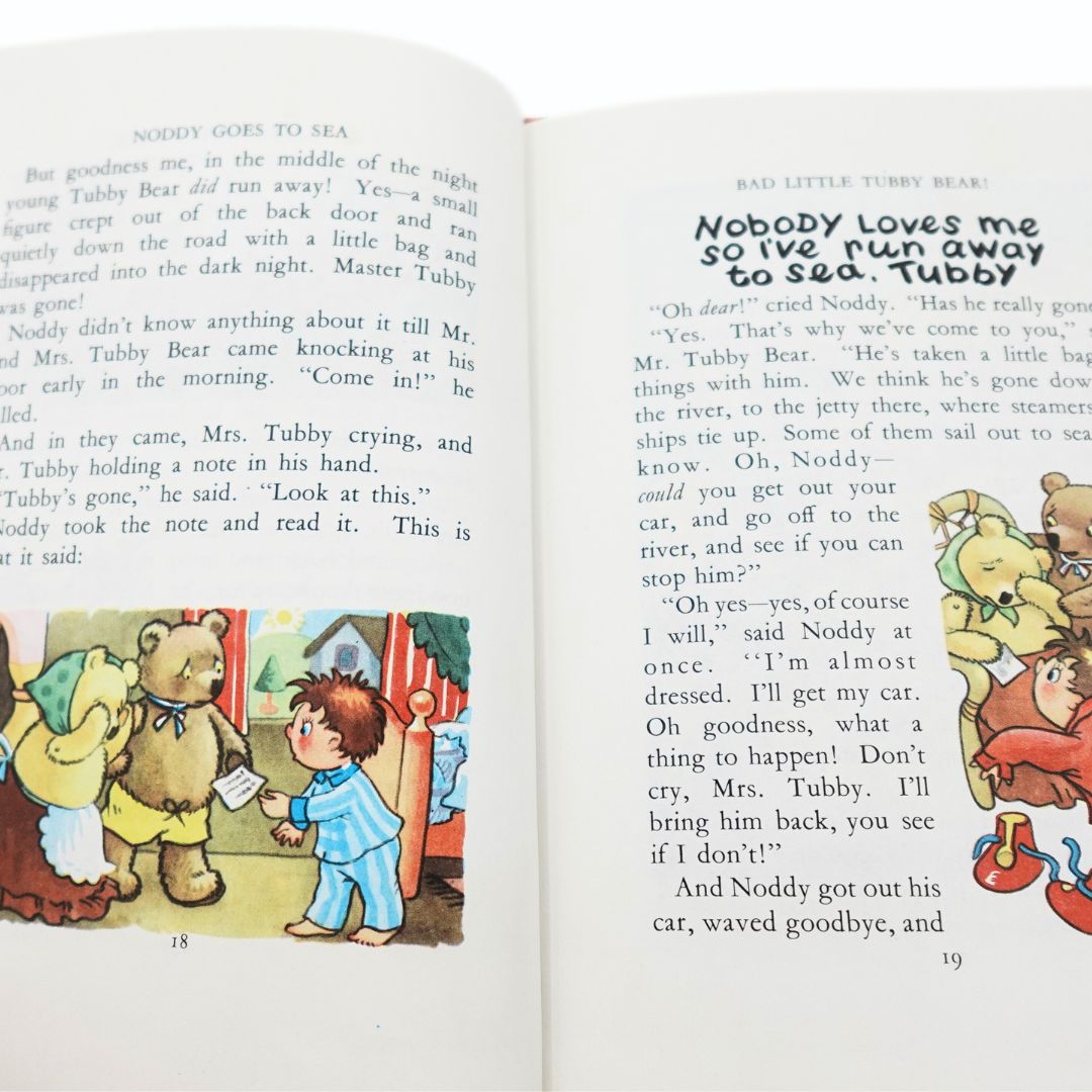 Internal story pages from Noddy Goes to Sea by Enid Blyton