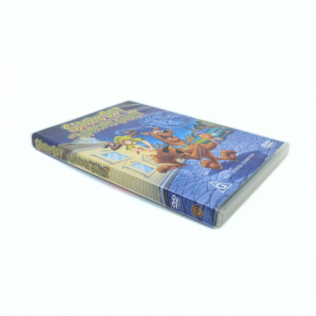 DVD case of 'Scooby-Doo' with a cartoon character on a white background