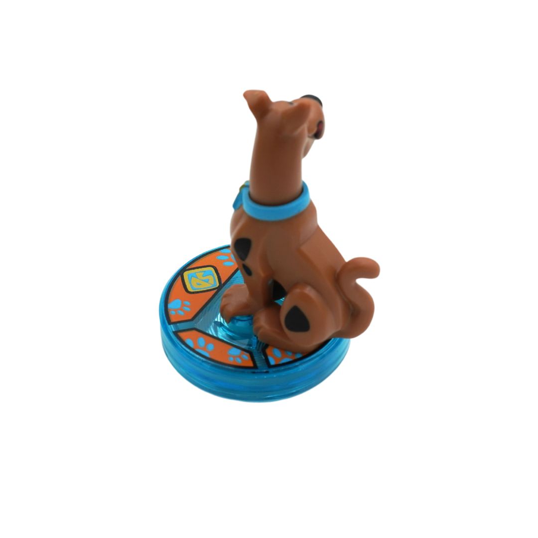 Lego Dimensions 71206 Scooby Doo brown dog on a white backdrop