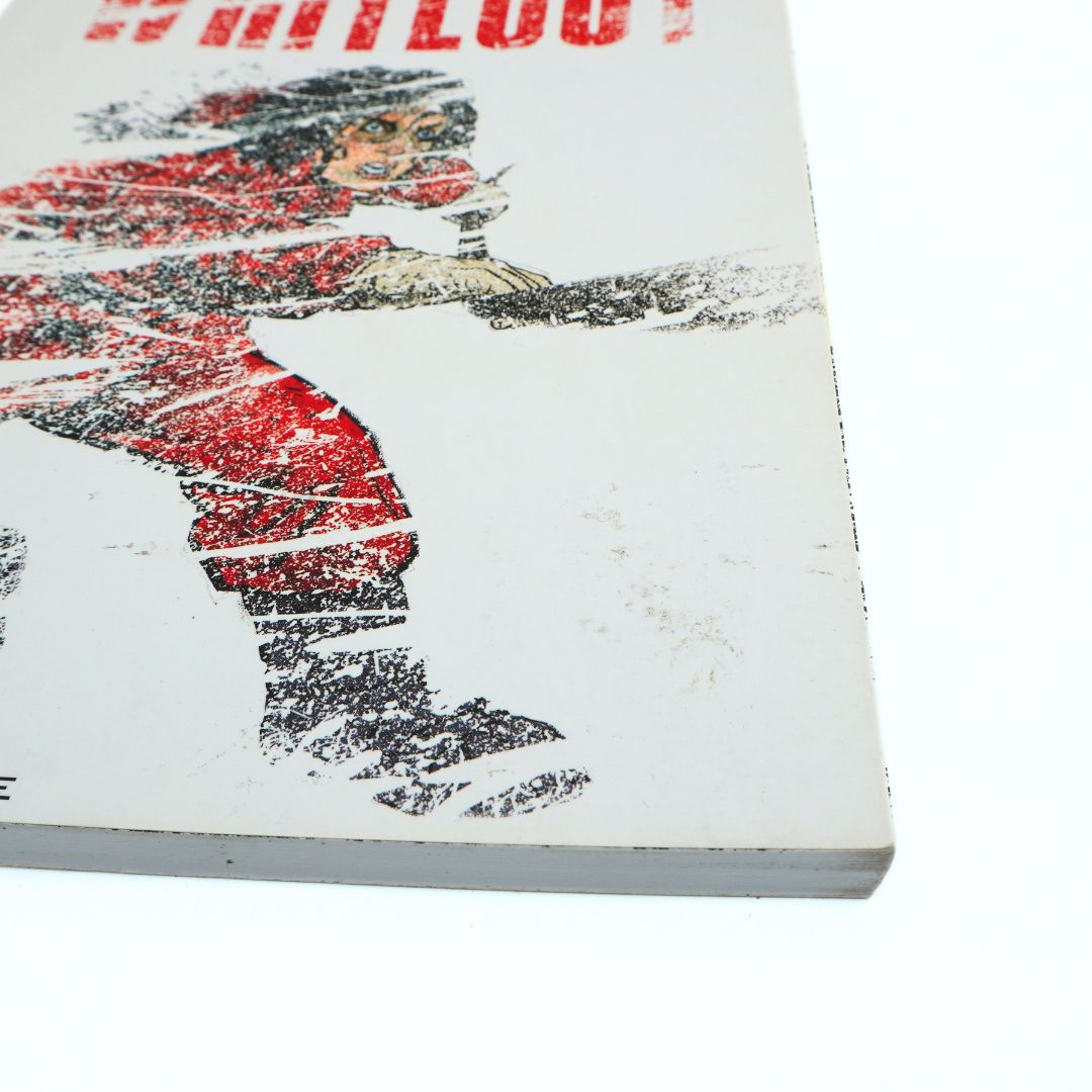 Wear to the cover of Whiteout Volume 1
